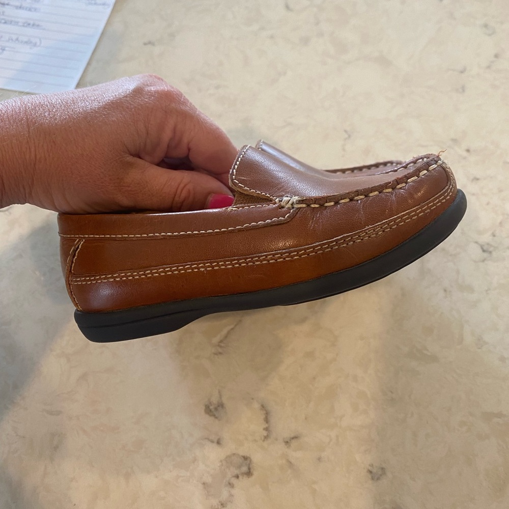 Boys Johnson and Murphy dress shoes/loafers size 8